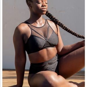 Tatiana Active Wear Kabuki top in black